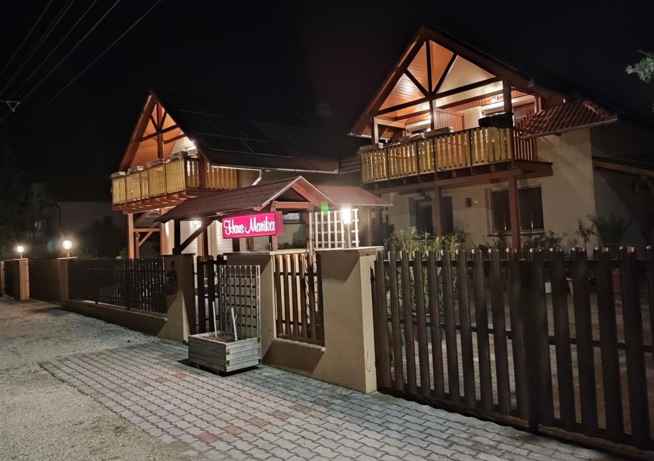 Hotel Haus Marika Siófok Exterior foto